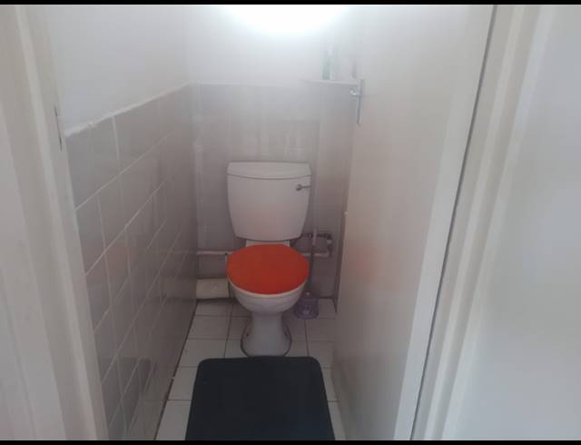 2 BEDROOM FLAT FOR SALE IN GLENWOOD